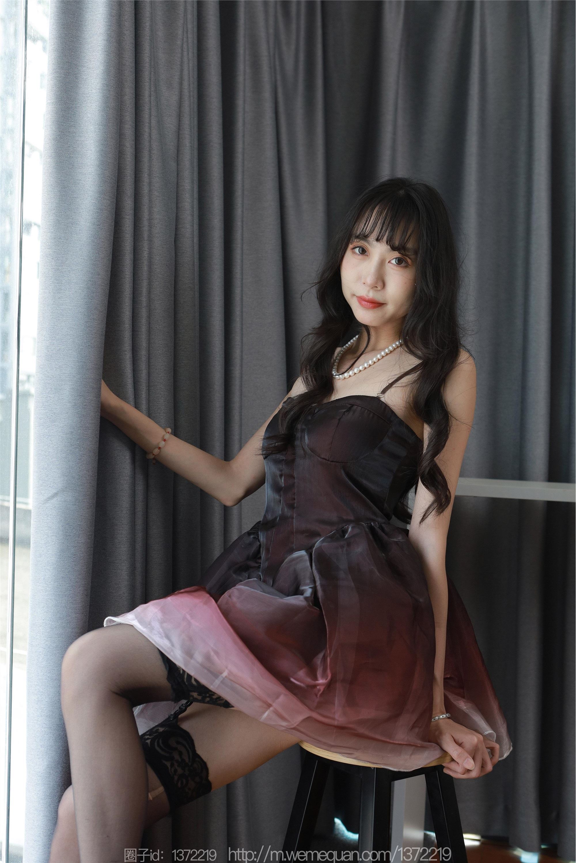 IESS异思趣向  2023.04.30 丝享家 1437 团团 《黑色吊带袜》